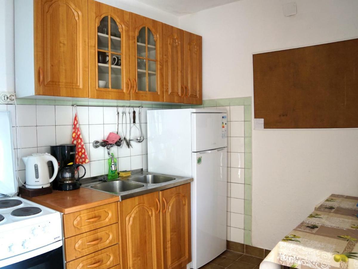 Apartments Feral Baška Voda エクステリア 写真